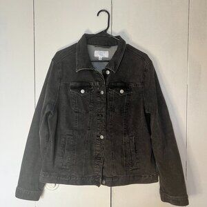 Time and Tru Women's Black Denim Jacket Size XL